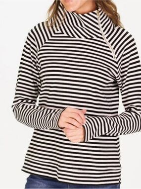 Duffield Lane Blue & White Striped Top